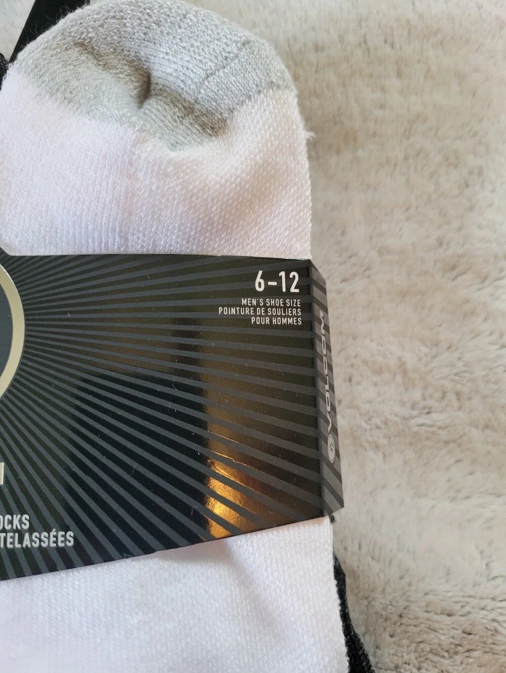 8-Pairs Volcom Mens Size 6-12 Cushioned Quarter Socks Black Grey White